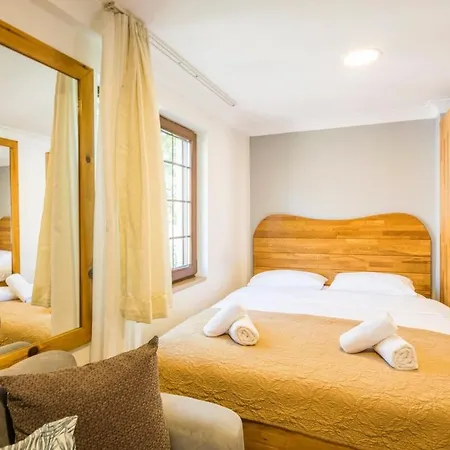 Apartment Lovely 1 Wac Close To Tophane Tram Station *