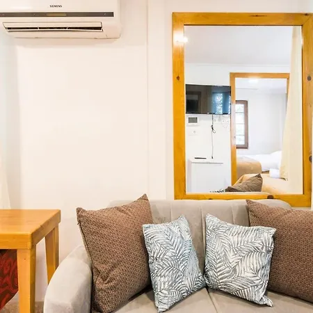 Lovely 1 Wac Close To Tophane Tram Station Istanbul
